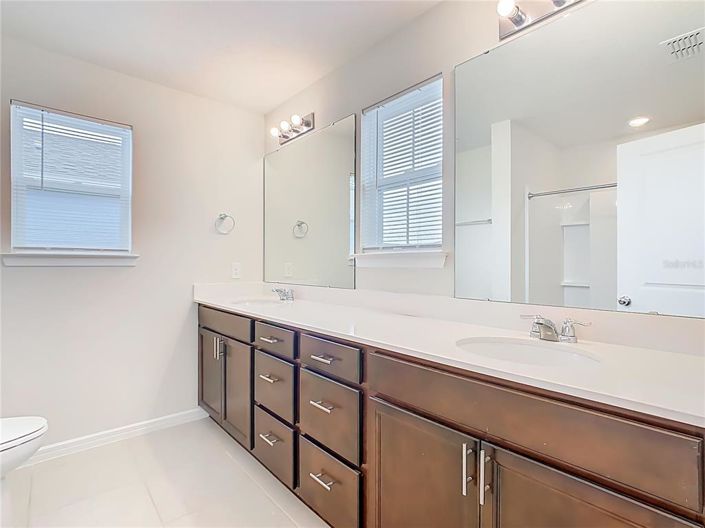 Image No.44-3 Bed House for sale