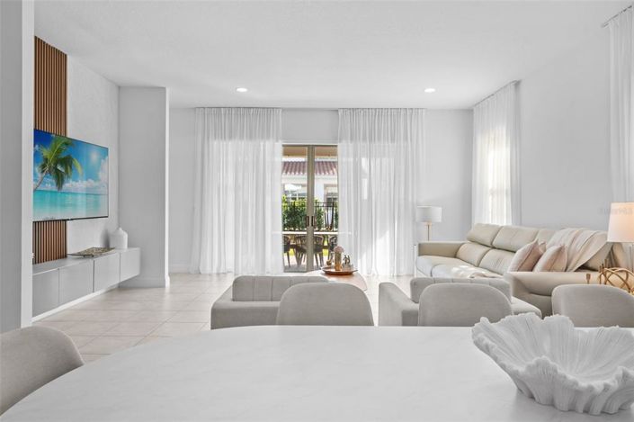 Image No.19-5 Bed House for sale