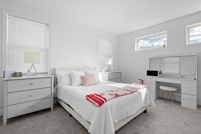 Image No.37-5 Bed House for sale