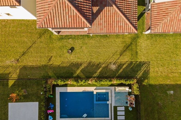 Image No.57-5 Bed House for sale