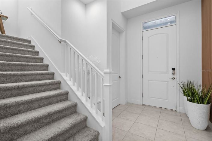 Image No.6-5 Bed House for sale