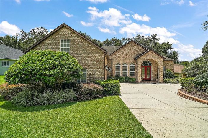 Image No.2-4 Bed House for sale