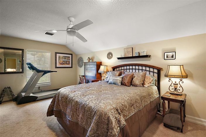 Image No.34-4 Bed House for sale