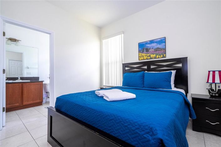 Image No.11-4 Bed House for sale