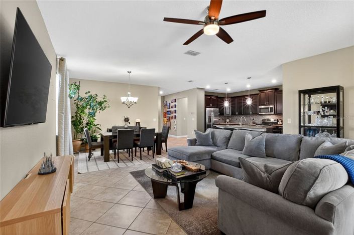 Image No.7-4 Bed House for sale