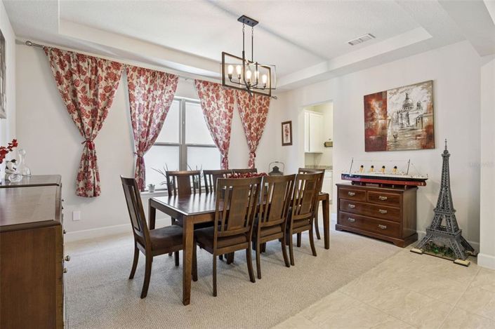 Image No.8-5 Bed House for sale