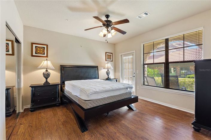 Image No.11-3 Bed Apartment for sale