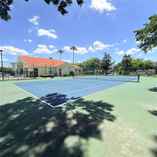 Image No.32-Maison de ville de 4 chambres à vendre à Saint John