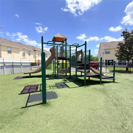 Image No.39-Maison de ville de 4 chambres à vendre à Saint John