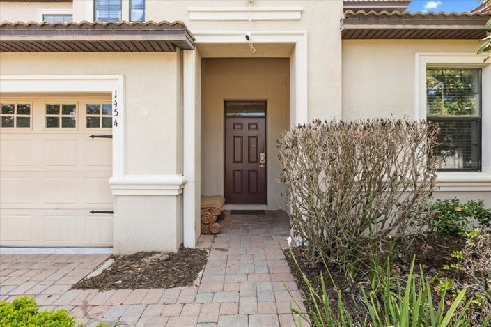 Image No.6-7 Bed House for sale