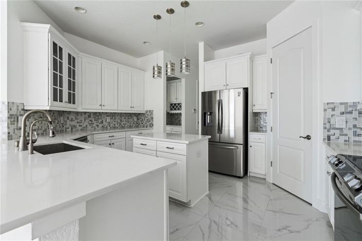 Image No.32-5 Bed House for sale