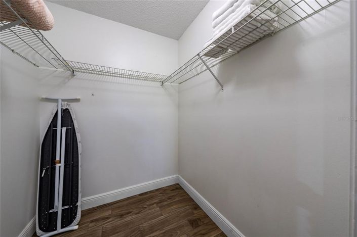 Image No.14-3 Bed House for sale