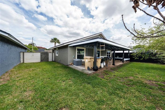 Image No.27-3 Bed House for sale