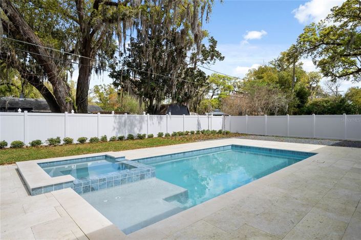 Image No.30-Maison de 5 chambres à vendre à Saint John