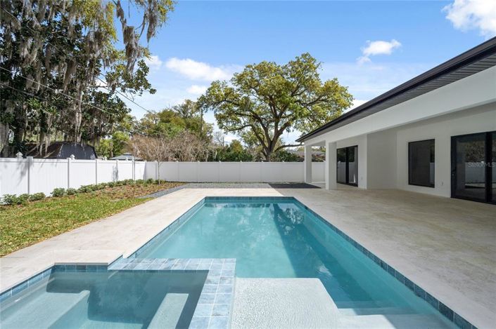 Image No.34-Maison de 5 chambres à vendre à Saint John