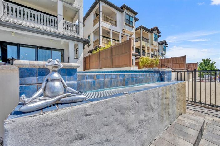 Image No.25-5 Bed House for sale