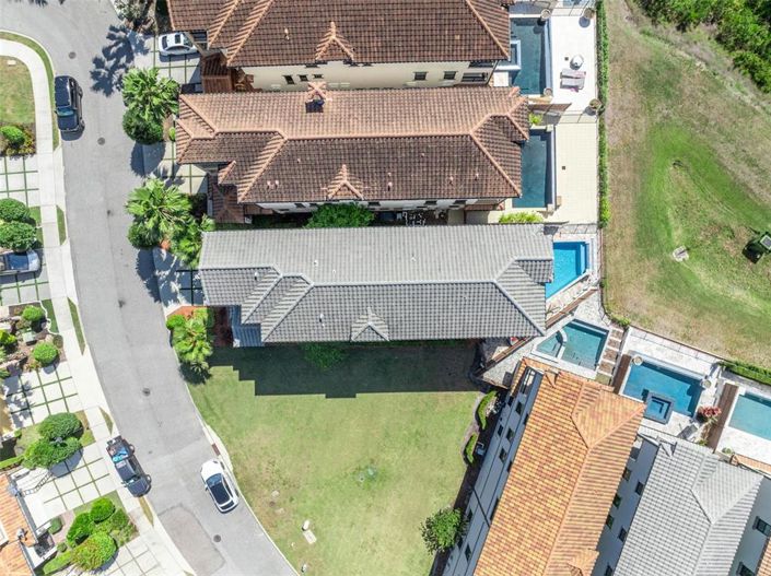 Image No.3-5 Bed House for sale