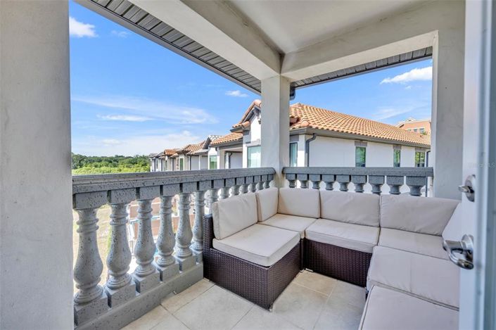 Image No.34-5 Bed House for sale