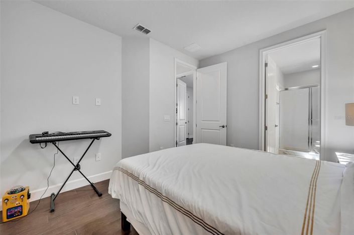 Image No.55-5 Bed House for sale