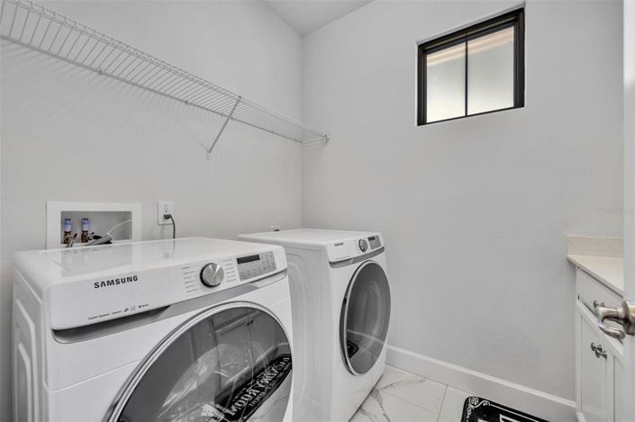 Image No.57-5 Bed House for sale