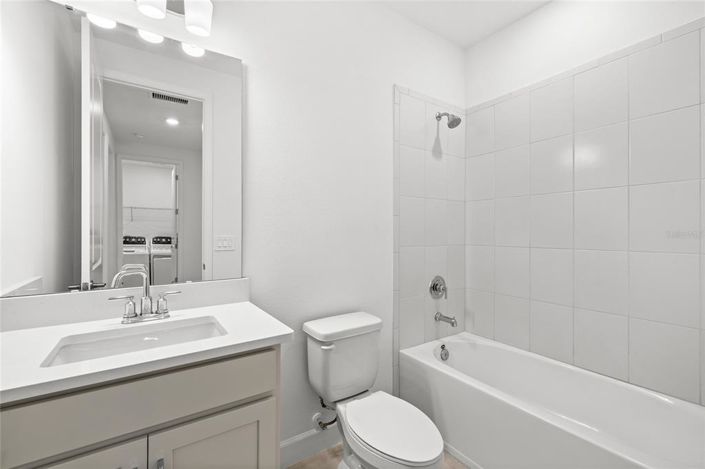 Image No.16-4 Bed House for sale