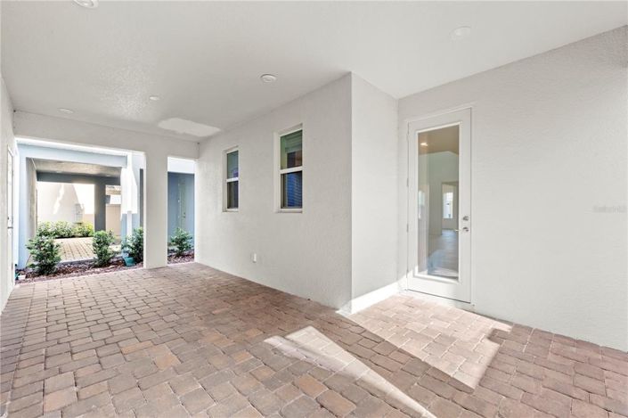 Image No.25-4 Bed House for sale
