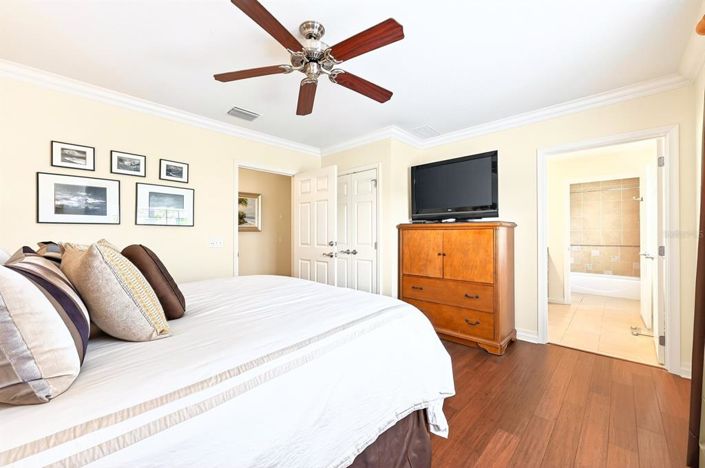 Image No.20-3 Bed Apartment for sale