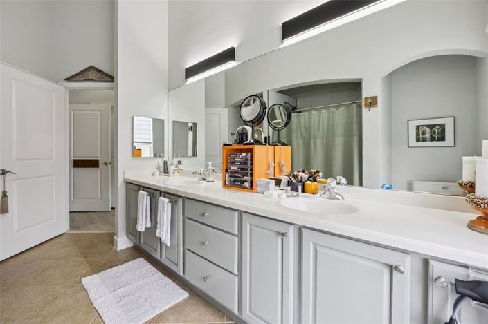 Image No.31-3 Bed Apartment for sale