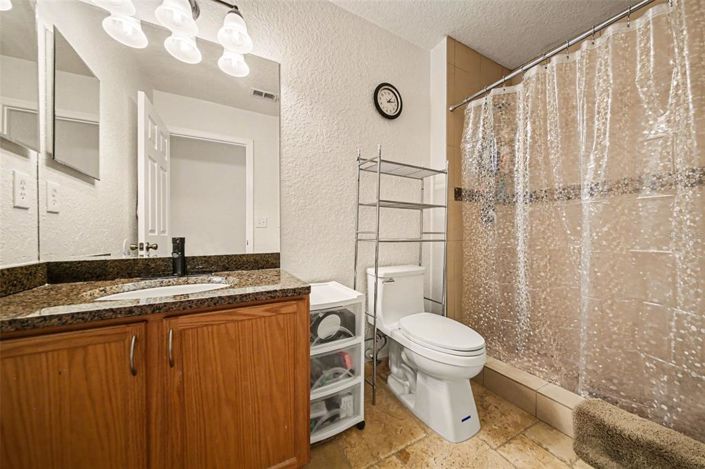 Image No.18-3 Bed Townhouse for sale