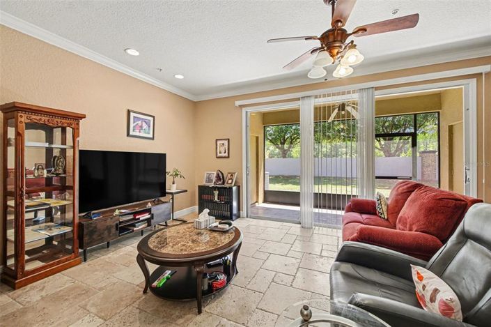 Image No.3-3 Bed Townhouse for sale
