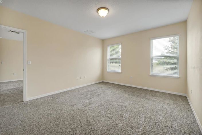 Image No.18-3 Bed House for sale