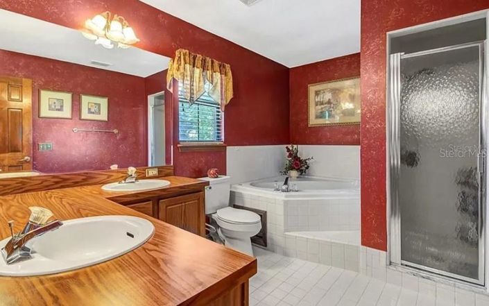 Image No.12-3 Bed House for sale