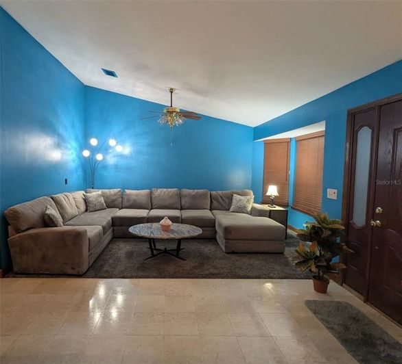 Image No.5-3 Bed House for sale