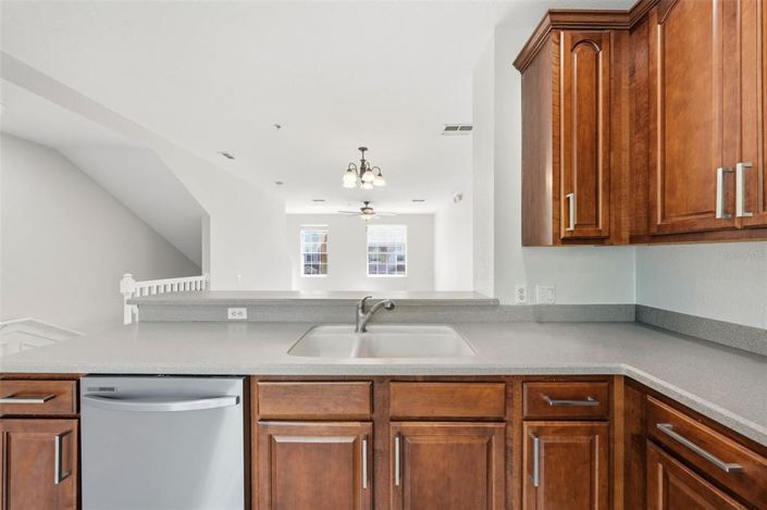 Image No.14-3 Bed Apartment for sale