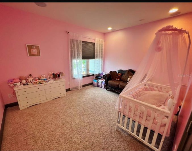 Image No.16-4 Bed House for sale