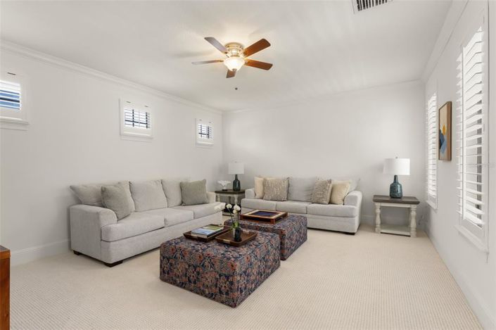 Image No.38-4 Bed House for sale