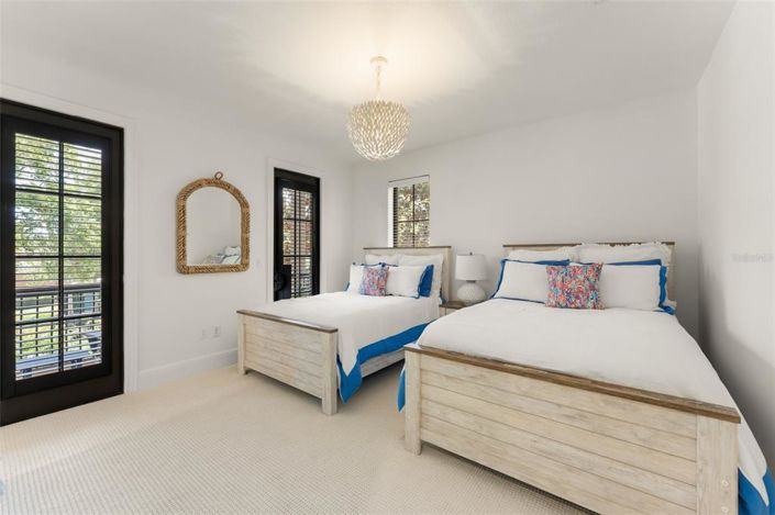 Image No.40-4 Bed House for sale