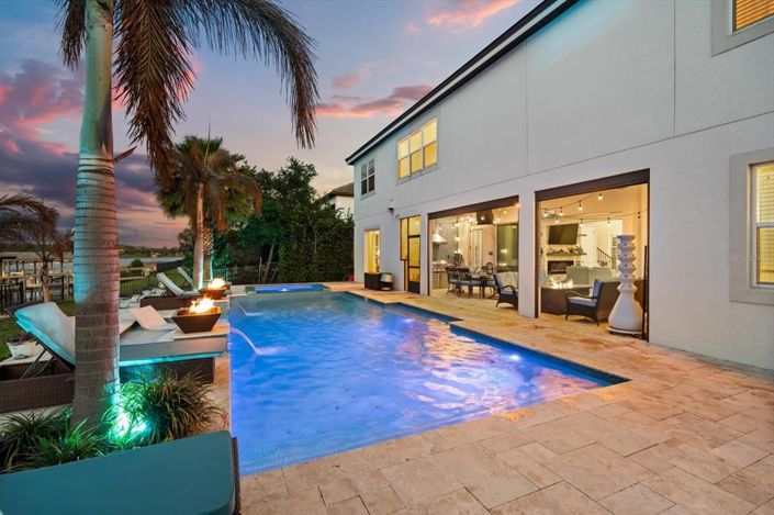 Image No.60-6 Bed House for sale