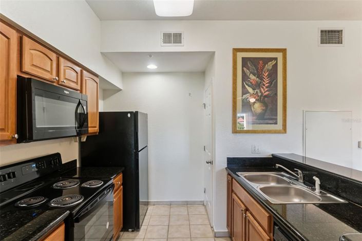 Image No.8-2 Bed Apartment for sale