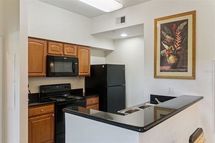 Image No.9-2 Bed Apartment for sale