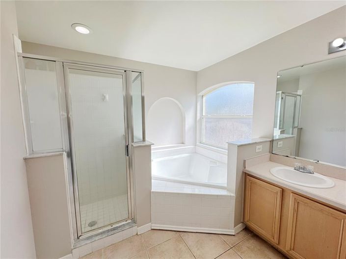 Image No.8-3 Bed House for sale