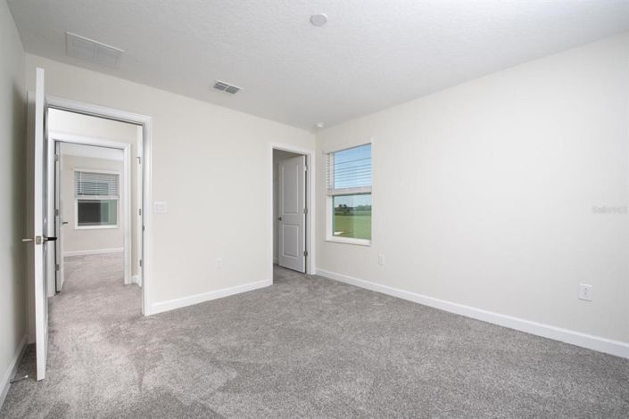 Image No.19-4 Bed House for sale