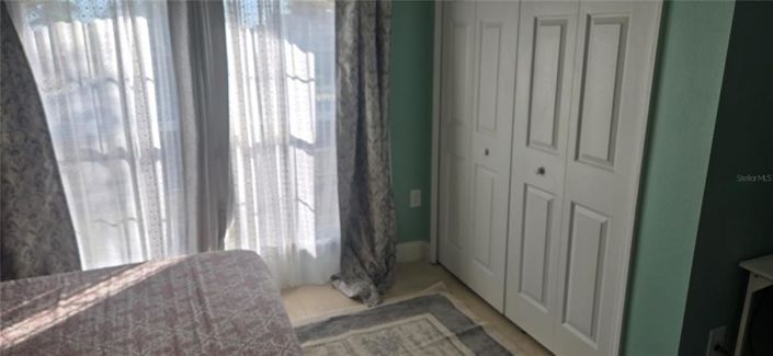 Image No.18-3 Bed House for sale