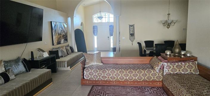 Image No.5-3 Bed House for sale