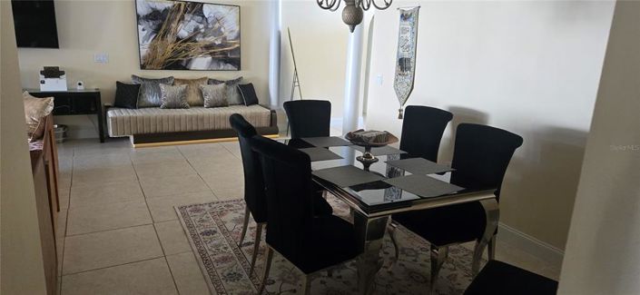 Image No.7-3 Bed House for sale