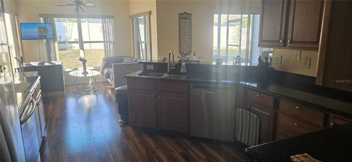 Image No.9-3 Bed House for sale