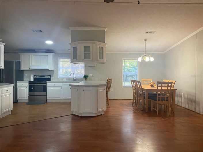 Image No.7-3 Bed House for sale