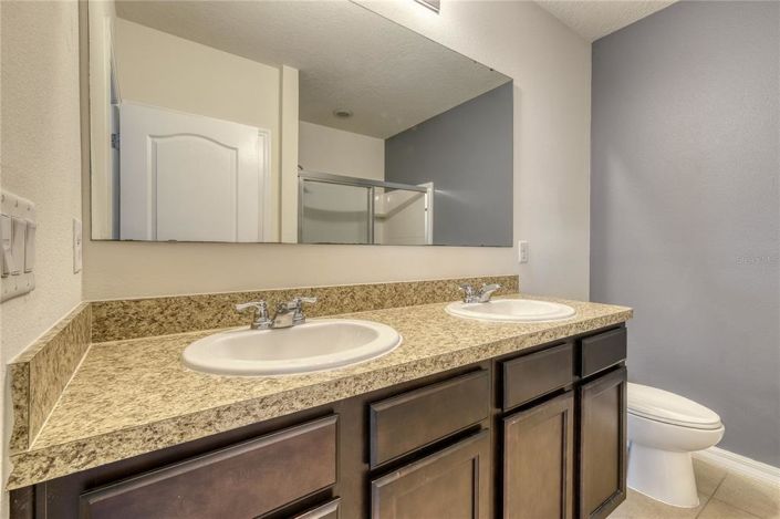 Image No.24-3 Bed Townhouse for sale