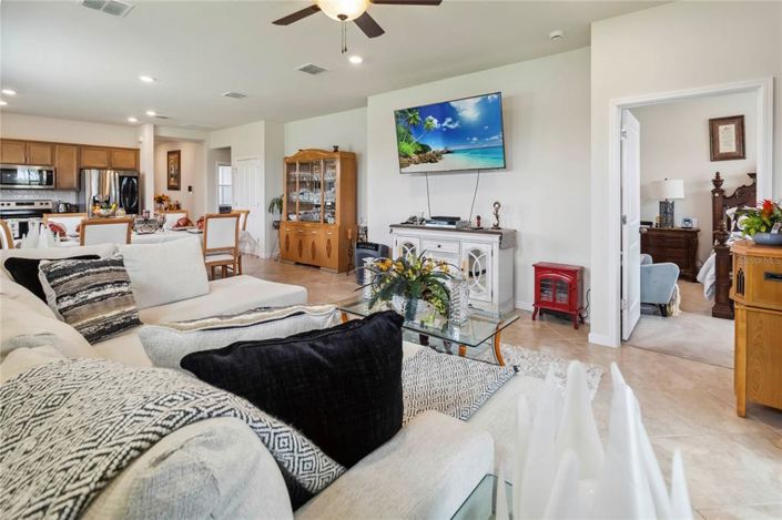 Image No.8-3 Bed House for sale