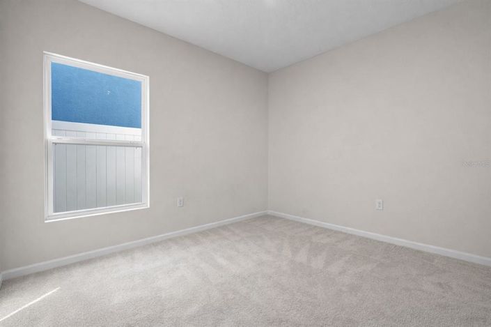 Image No.17-4 Bed House for sale